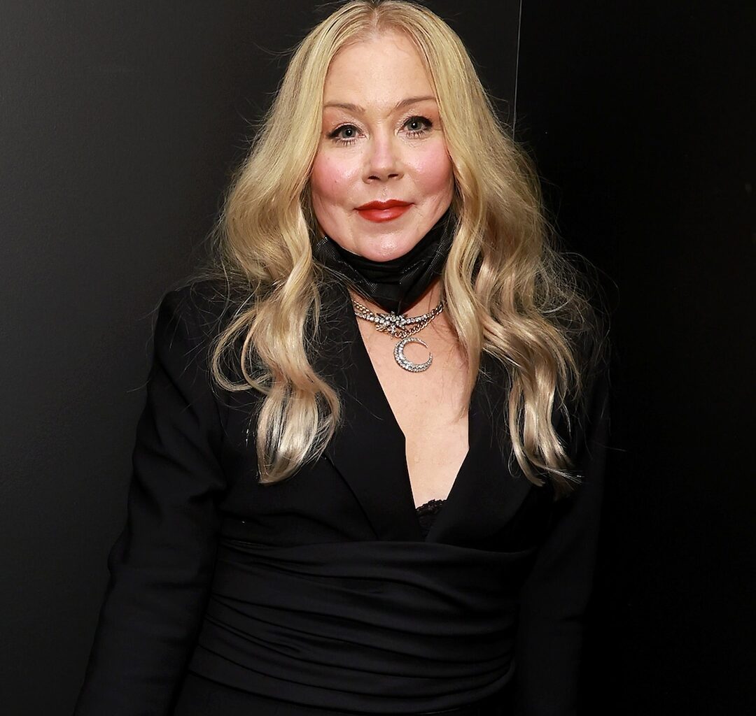 Christina Applegate MS Battle Has Her Confined to Bedroom