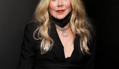 Christina Applegate MS Battle Has Her Confined to Bedroom