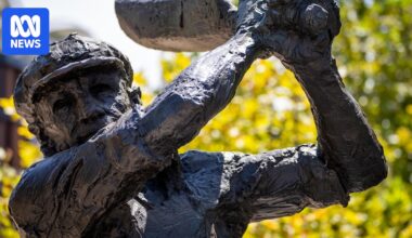 Sir Donald Bradman died a quarter century ago but will 'always be 99.94 not out'