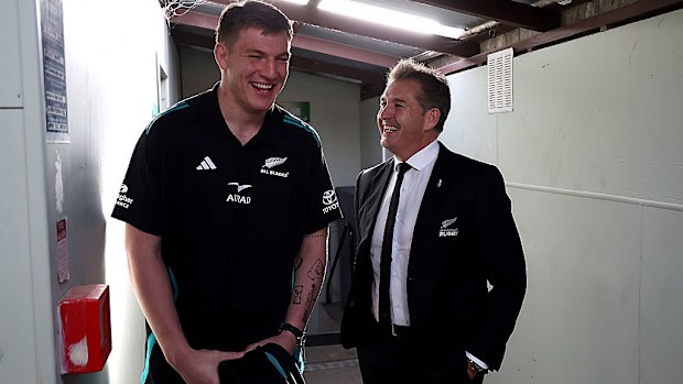 Fabian Holland chats with New Zealand Rugby CEO Mark Robinson.