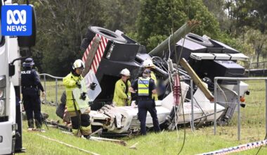 Man suffers life-threatening injuries as crane falls onto powerlines in Brisbane's east