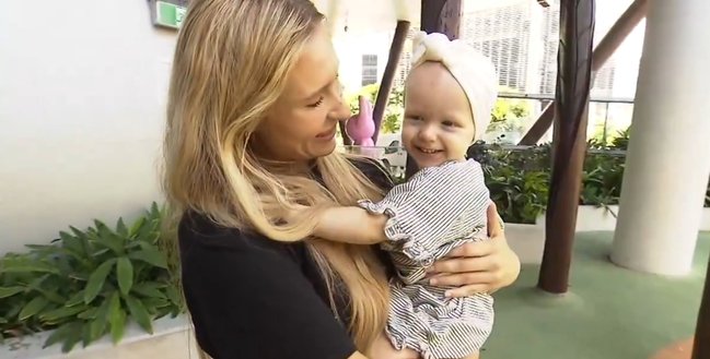 Goldie and mum Maddison Bennett.