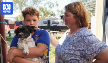 Flood-hit family living in caravan and shed during blistering Thargomindah summer