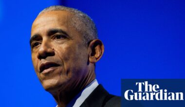 No evidence aliens have made contact, says Obama after podcast comments cause frenzy | Barack Obama