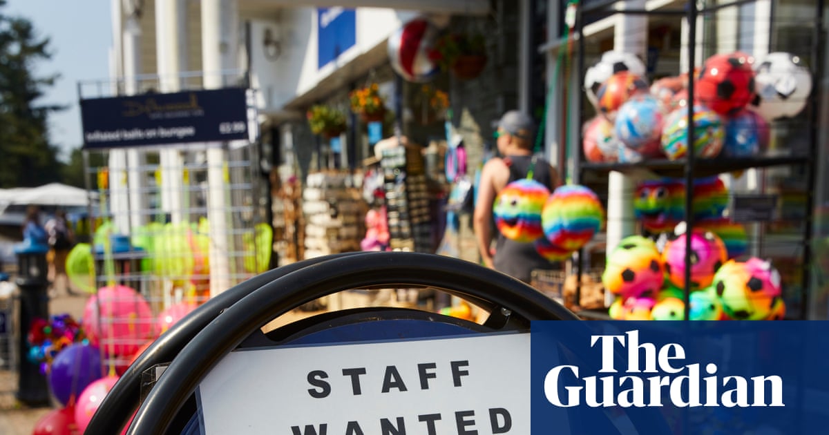 UK job vacancies ‘fall to lowest level since pandemic’ | UK unemployment and employment statistics