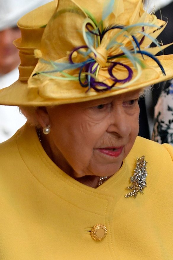 Queen Elizabeth wearing the wattle brooch Australia gave her in 1954, during her first visit here. Schofield helped secure a loan of the brooch for an exhibition at the Powerhouse Museum.