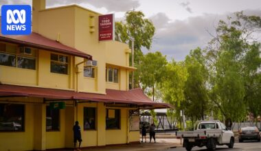 Alice Springs bars face restrictions on full-strength alcohol sales from today