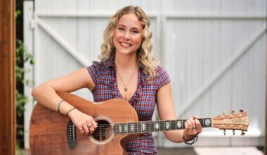 Harriet Hawthorne: Freo.Social bartender and ‘mini Taylor’ hopes to go deep in Australian Idol