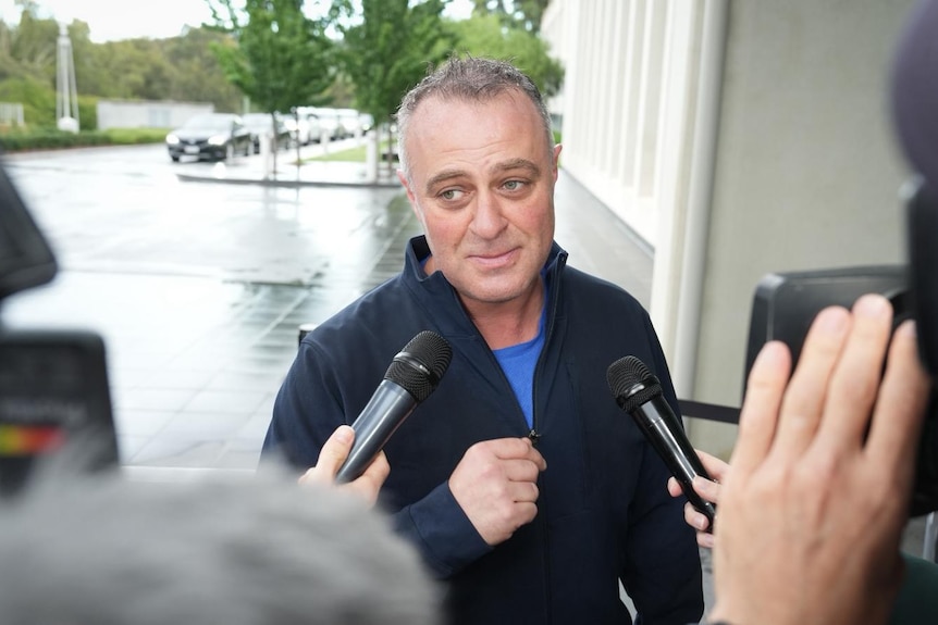 7c6109c2-a8c0-4ff2-b89d-b6f3161b6fab