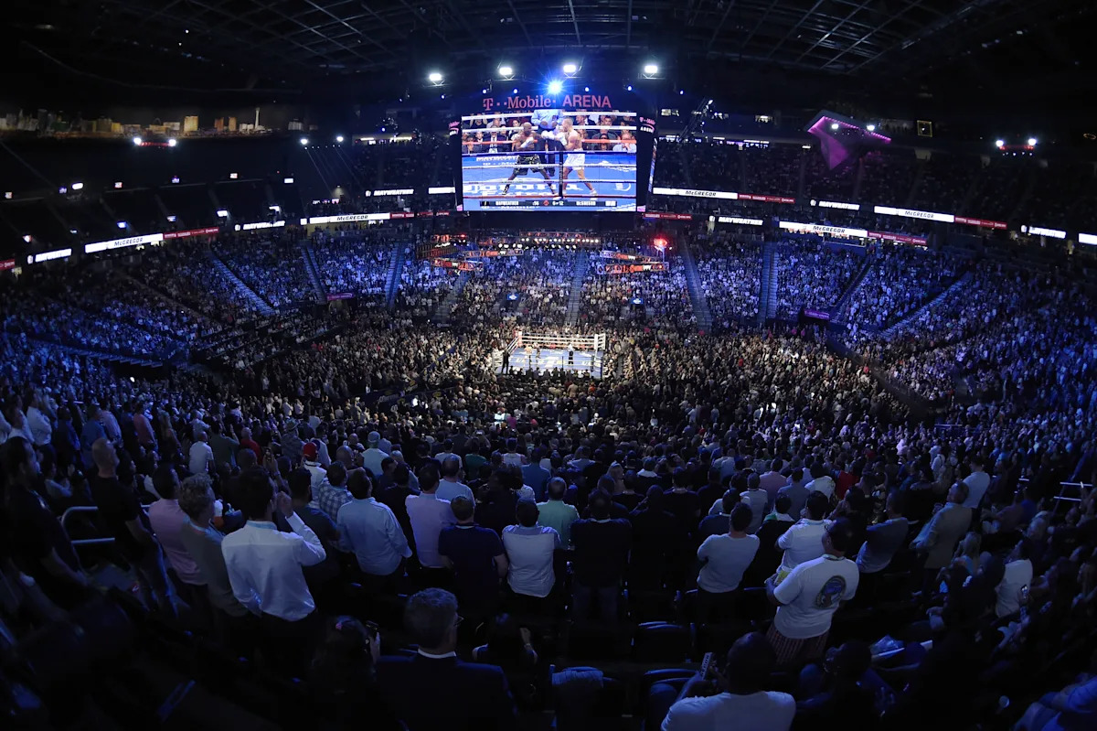 Power Jab! Floyd Mayweather Sues Showtime For $340M, Boxer Claims “Elaborate Scheme Of Financial Fraud” By Channel, Exec & Ex-Aide