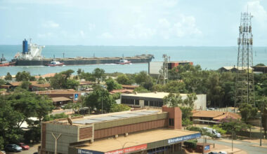 Take shelter warning as cyclone batters coastline