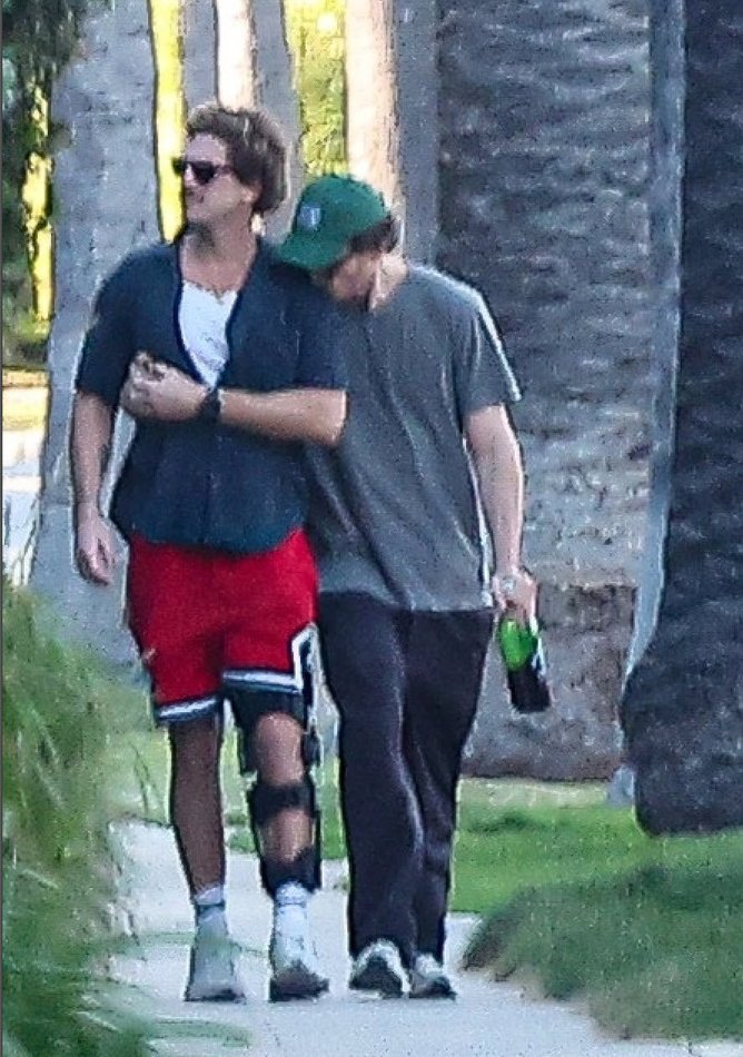 Pascal leaned in to kiss Olarra’s shoulder.