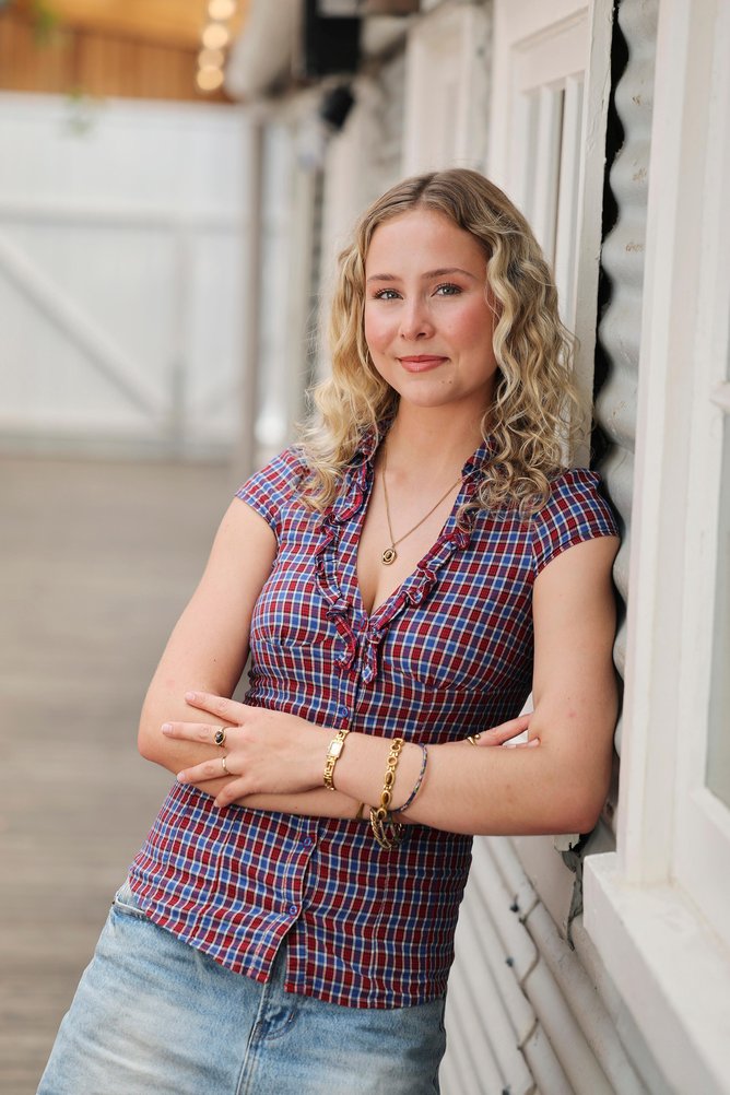 Australian Idol contestant Harriet Hawthorne pictured at Freo.Social.