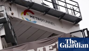 Victorian government knew of union corruption and did nothing despite $15bn impact, report alleges | Victorian politics