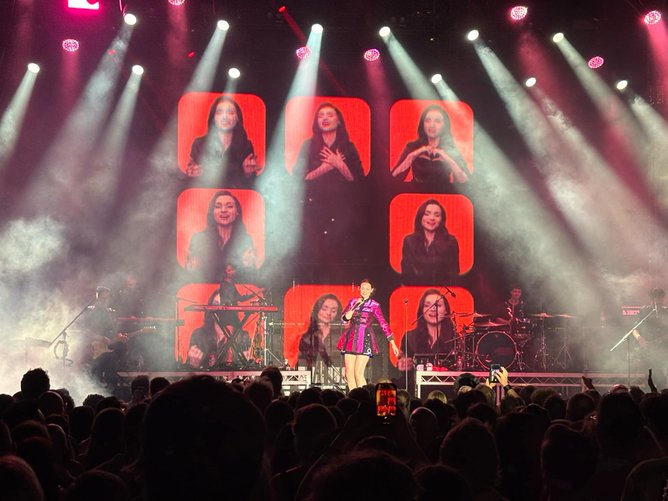 Sophie Ellis-Bextor in Perth.