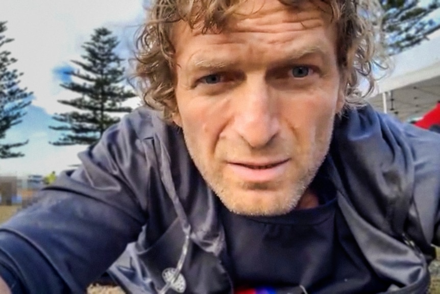Grigoriy Raunshteyn films himself during the Bondi terror attack
