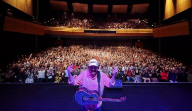 Police arrest disorderly Mandurah man during interval at Kevin Bloody Wilson show