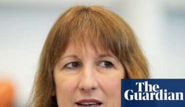 UK economy grows by only 0.1% amid falling business investment | Economic growth (GDP)