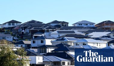 Capital gains tax discount to cost Australia $250bn over next decade with retirees and high-income earners to benefit most | Tax