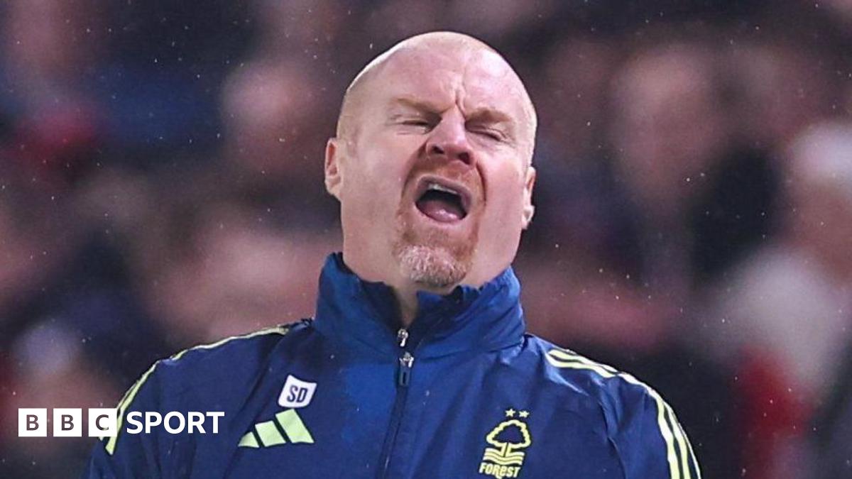 Sean Dyche reacts while in charge of Nottingham Forest against Leeds in the Premier League