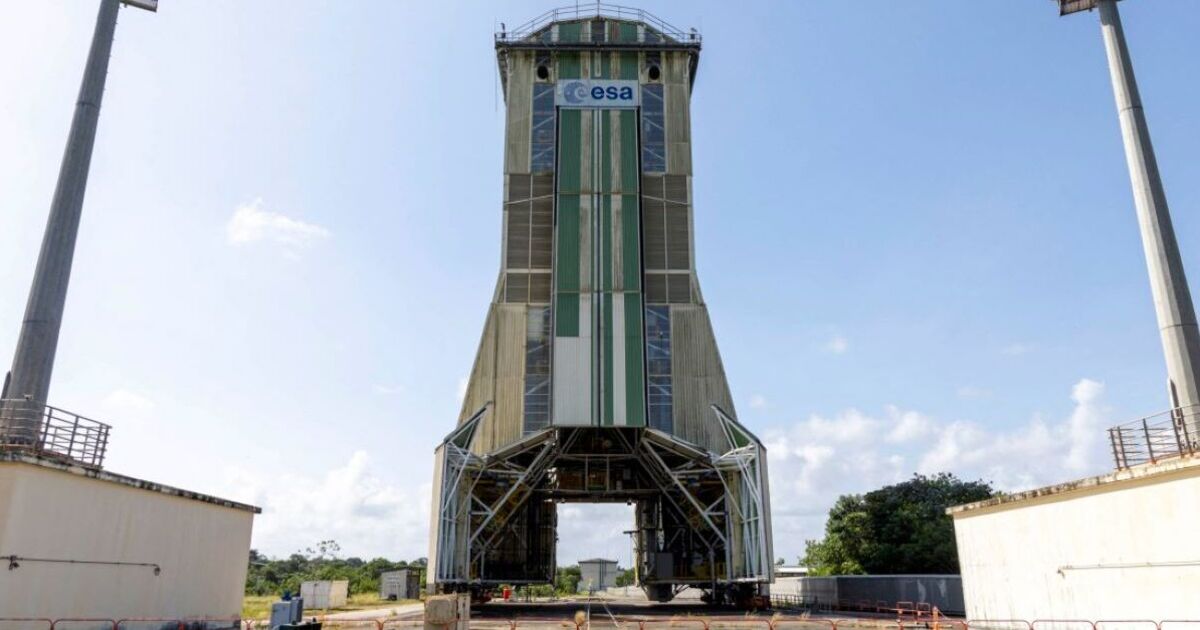 Abandoned space station that cost £1.75bn to build - frozen in time | World | News