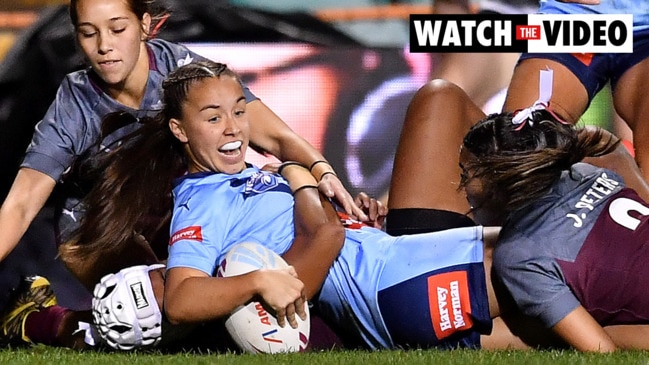NRLW future star breaks down solo try of the year contender