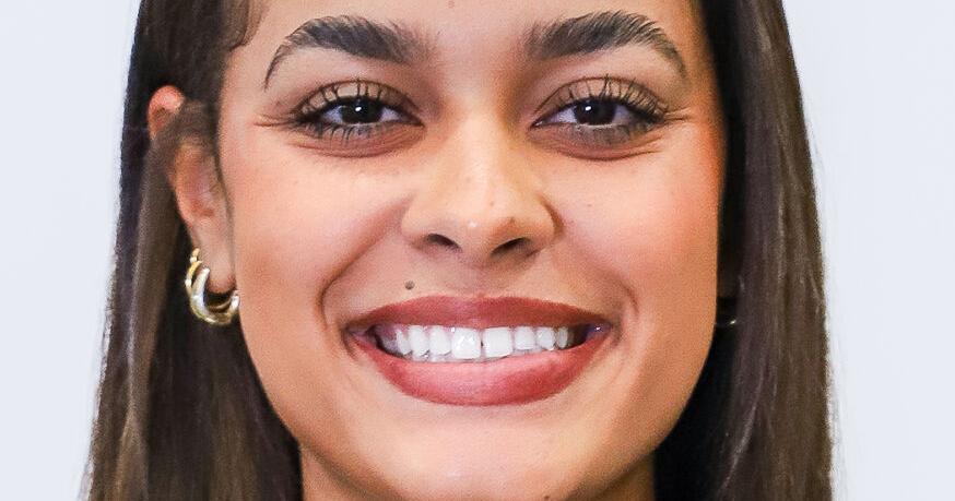 Trio honored in college basketball | Headlines