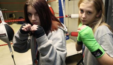 Really hoping to fight; Clinton girls seek help with national boxing competition expenses | Local News