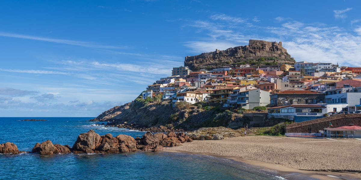 Anti-Aging Researcher Made 1 Change After Visiting Longevity Blue Zone