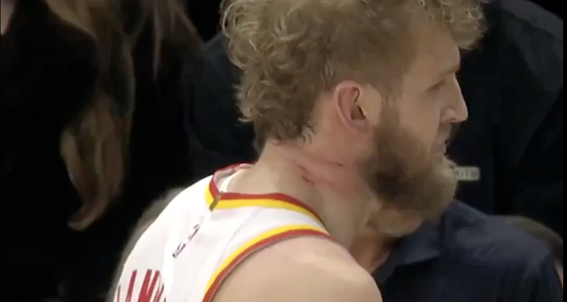 Peacemaker Landale scratched, clawed vs T'Wolves