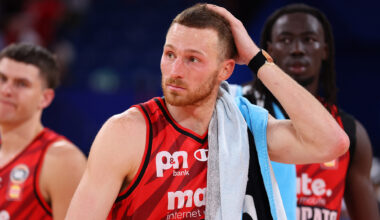 Major setback for Wildcats in top four race