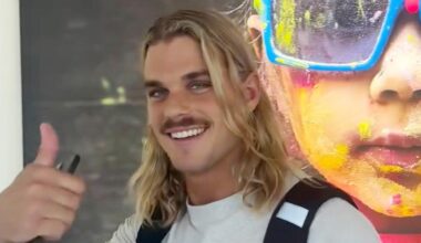 AFL State of Origin: Bailey Smith lands in Perth after catching a lift with Patrick Dangerfield