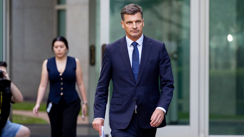 Angus Taylor to challenge Sussan Ley for Liberal Party leadership tomorrow; James Paterson, Jonno Duniam quit frontbench; Israeli President Isaac Herzog in Melbourne today