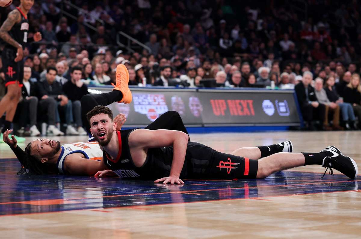NBA roundup: Knicks battle back to beat Rockets as Pistons and Spurs motor on