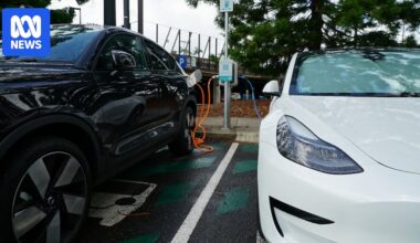 China bans hidden car door handles amid safety concerns