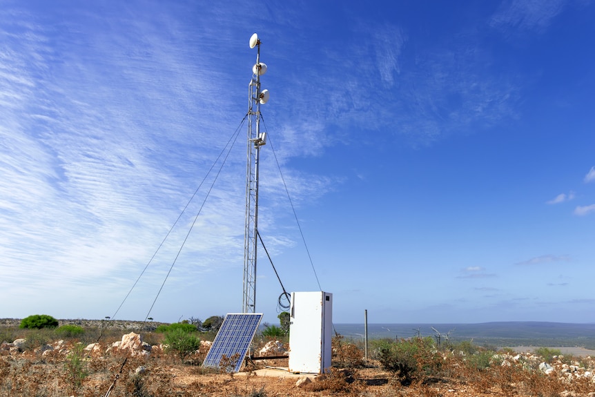 A tall antenna on a hill on Murchison House Station.