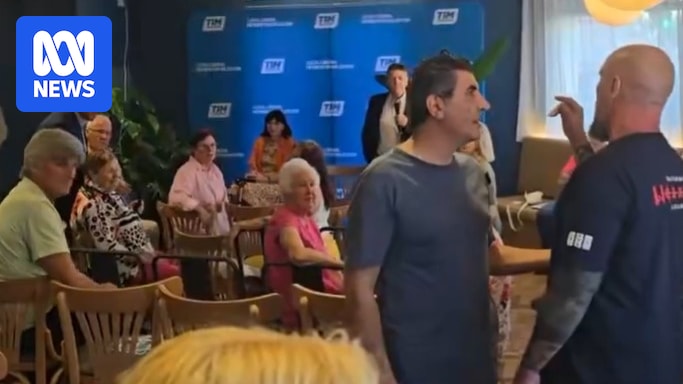 Federal MP Tim Wilson's event gatecrashed by ethno-nationalist group National Workers Alliance