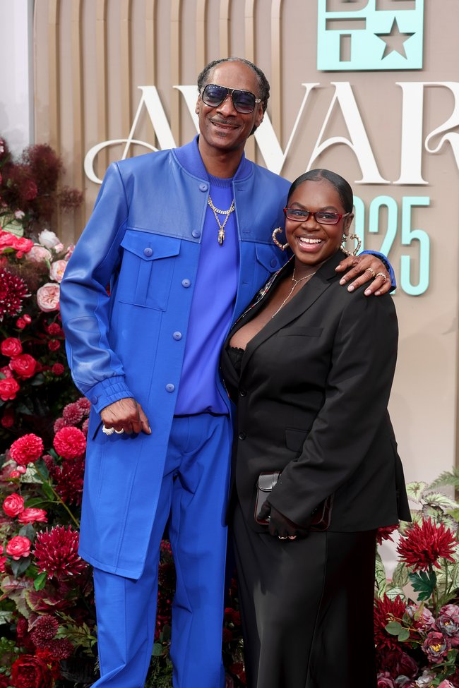 Snoop Dogg and his daughter Cori Broadus at the BET Awards 2025 in LA. 