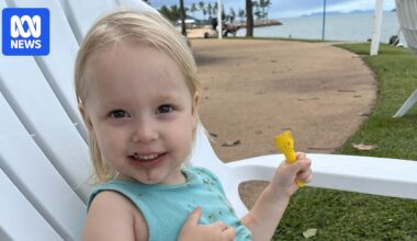 Two young sisters die in hospital days after fire ripped through their Townsville home