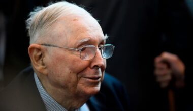 Charlie Munger said saving $100K creates the fast track to wealth, but here’s why just 20K can set you up for success