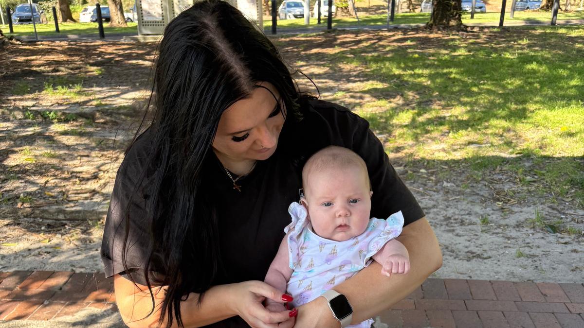 Jessica was told she was healthy, only to find she had a 13kg tumour as cancer rises among younger Aussies