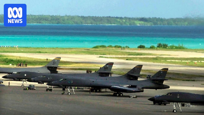 Why has Donald Trump issued Keir Starmer a warning about the Chagos Islands?