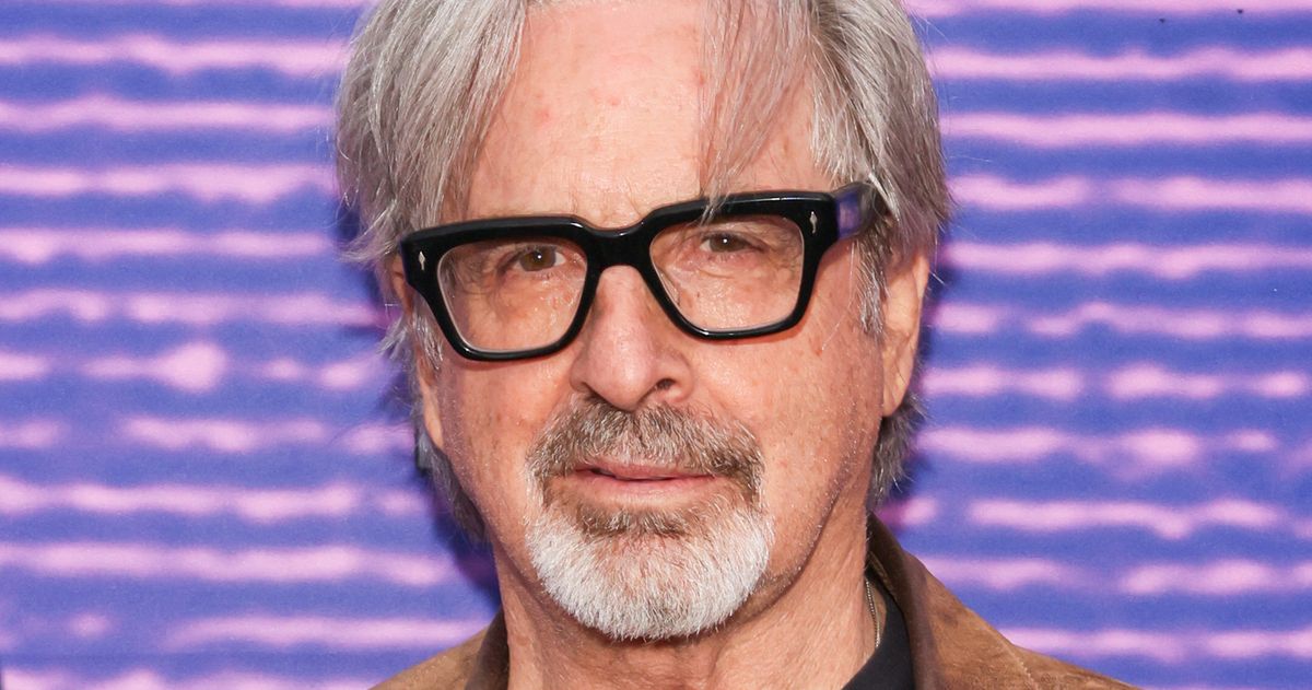 Robert Carradine, Lizzie McGuire Star, Dead at 71