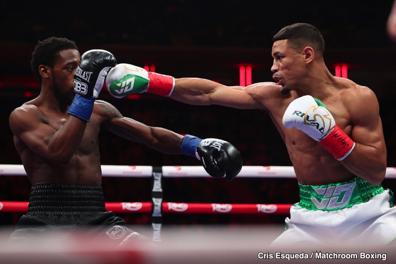 Image: Boxing Results: Keyshawn Davis Stops Jamaine Ortiz With Late Body Shot