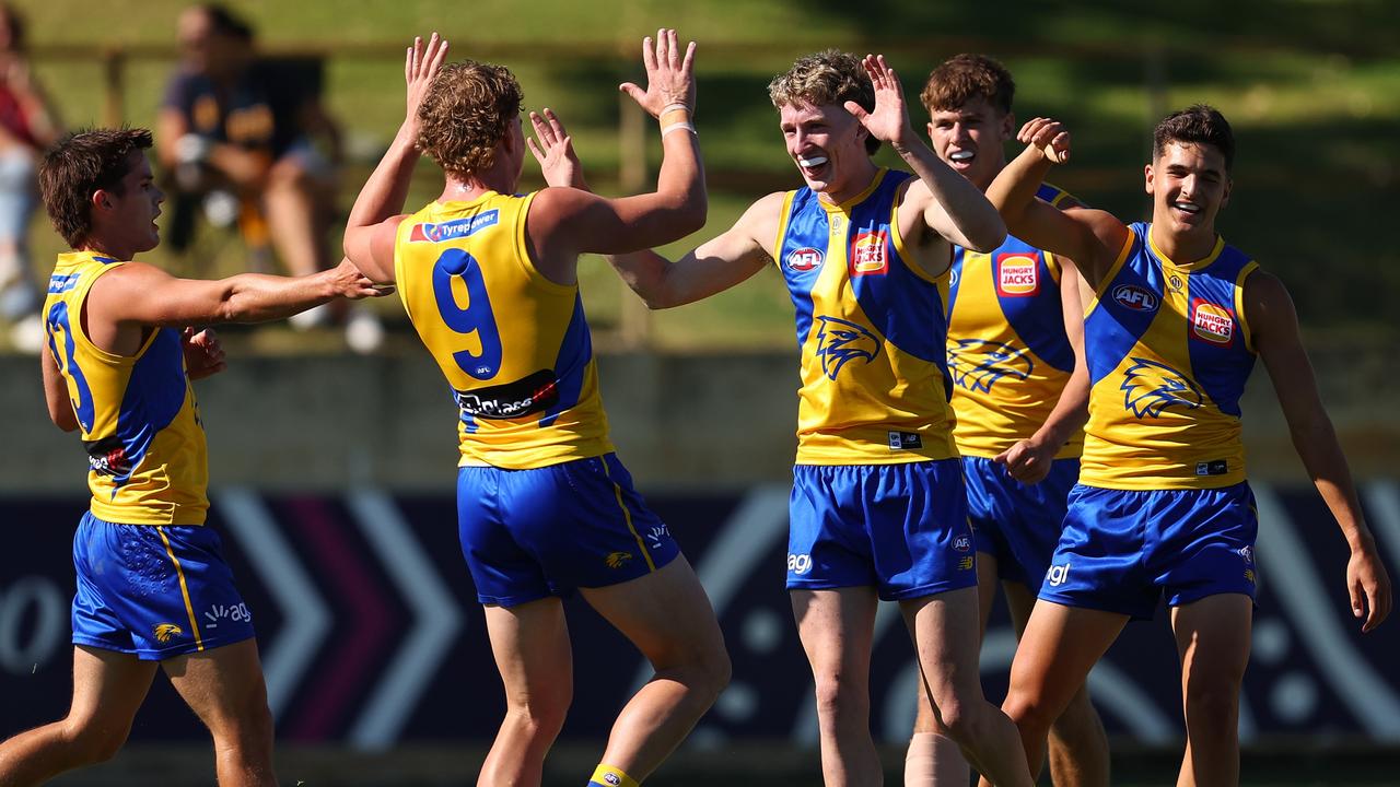 Fremantle vs. West Coast, match simulations, scores, updates, stats, video, how to watch