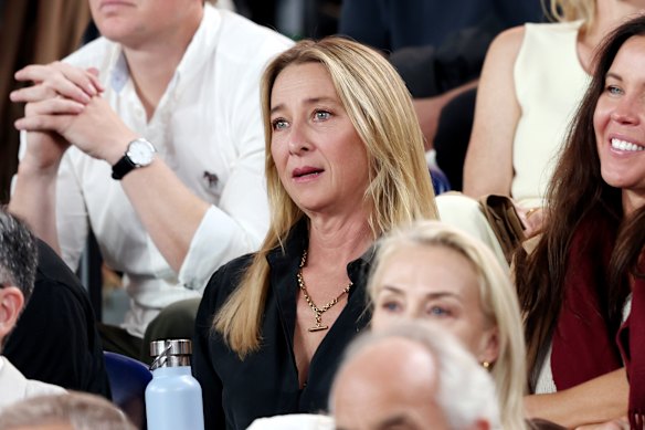 Asher Keddie kept a close eye on the men’s final at Rod Laver arena. 