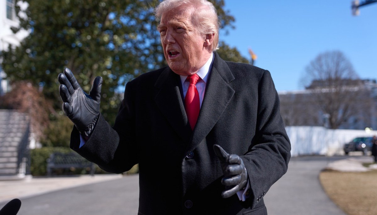 Real wages up 1.9% in Trump's first year back in office