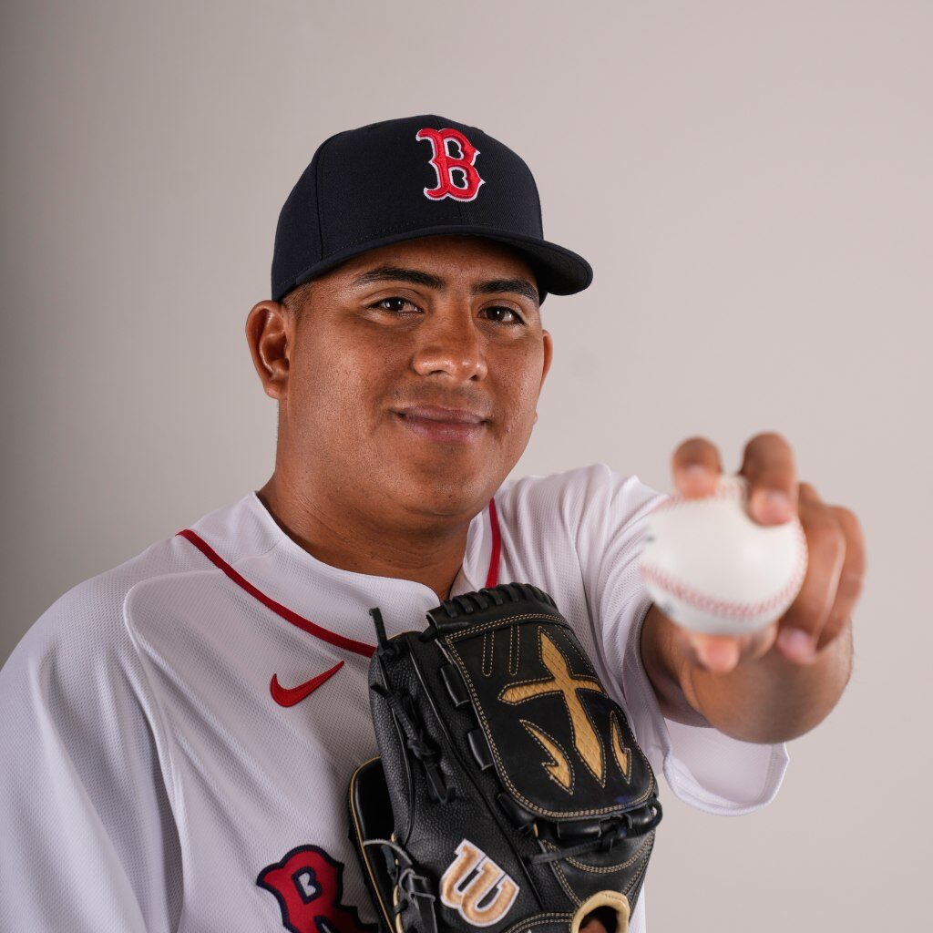 Red Sox lefty draws double play, allows bomb to MLB's top prospect in debut