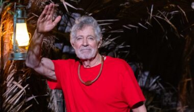 Which Aussies did Barry Williams hope to find in the jungle?