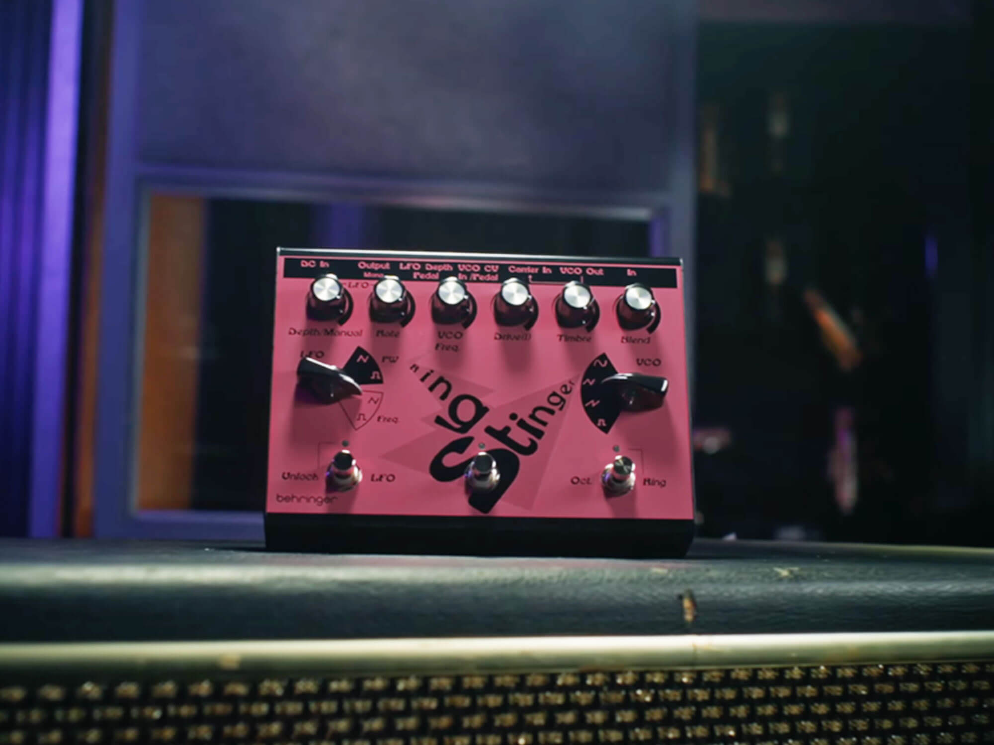 Behringer Ring Stinger